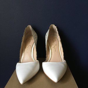 Jessica Simpson Cassel Scalloped Pumps Size 7.5